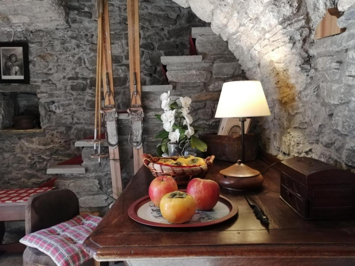 La Thuillettaz B&B Maisons de Montagne Saint-Rhemy-En-Bosses Extérieur photo