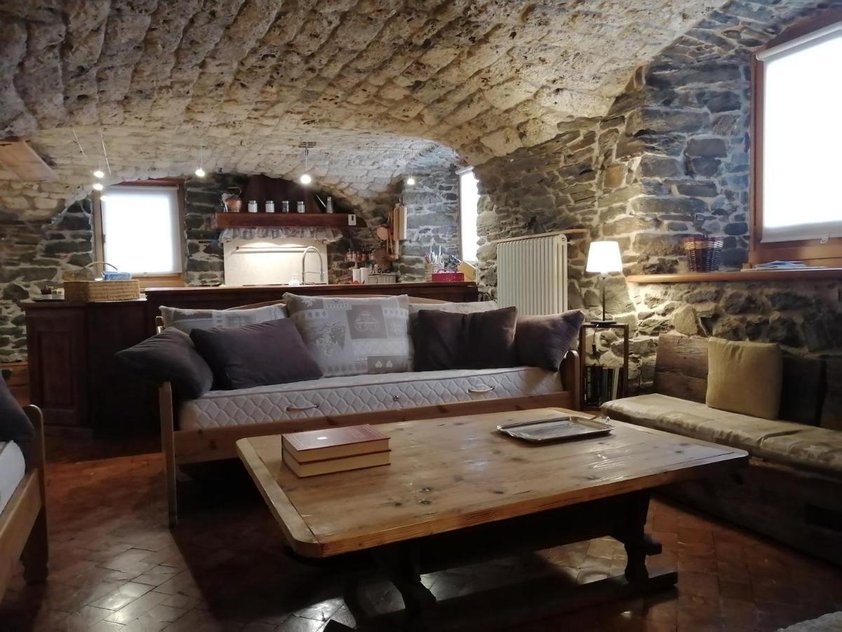 La Thuillettaz B&B Maisons de Montagne Saint-Rhemy-En-Bosses Extérieur photo