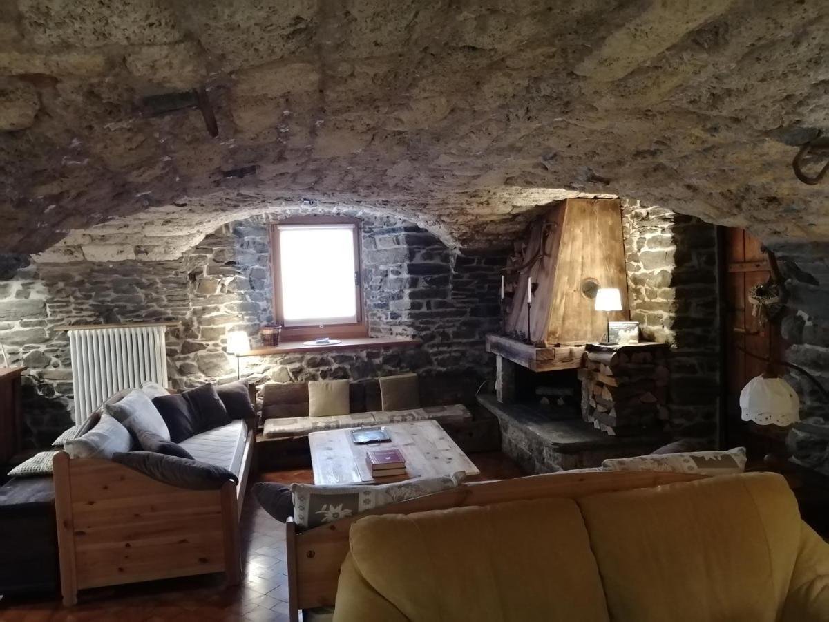 La Thuillettaz B&B Maisons de Montagne Saint-Rhemy-En-Bosses Extérieur photo